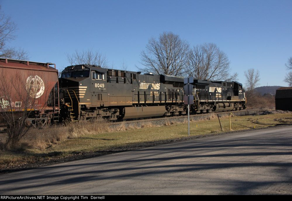 NS 8049 on 310